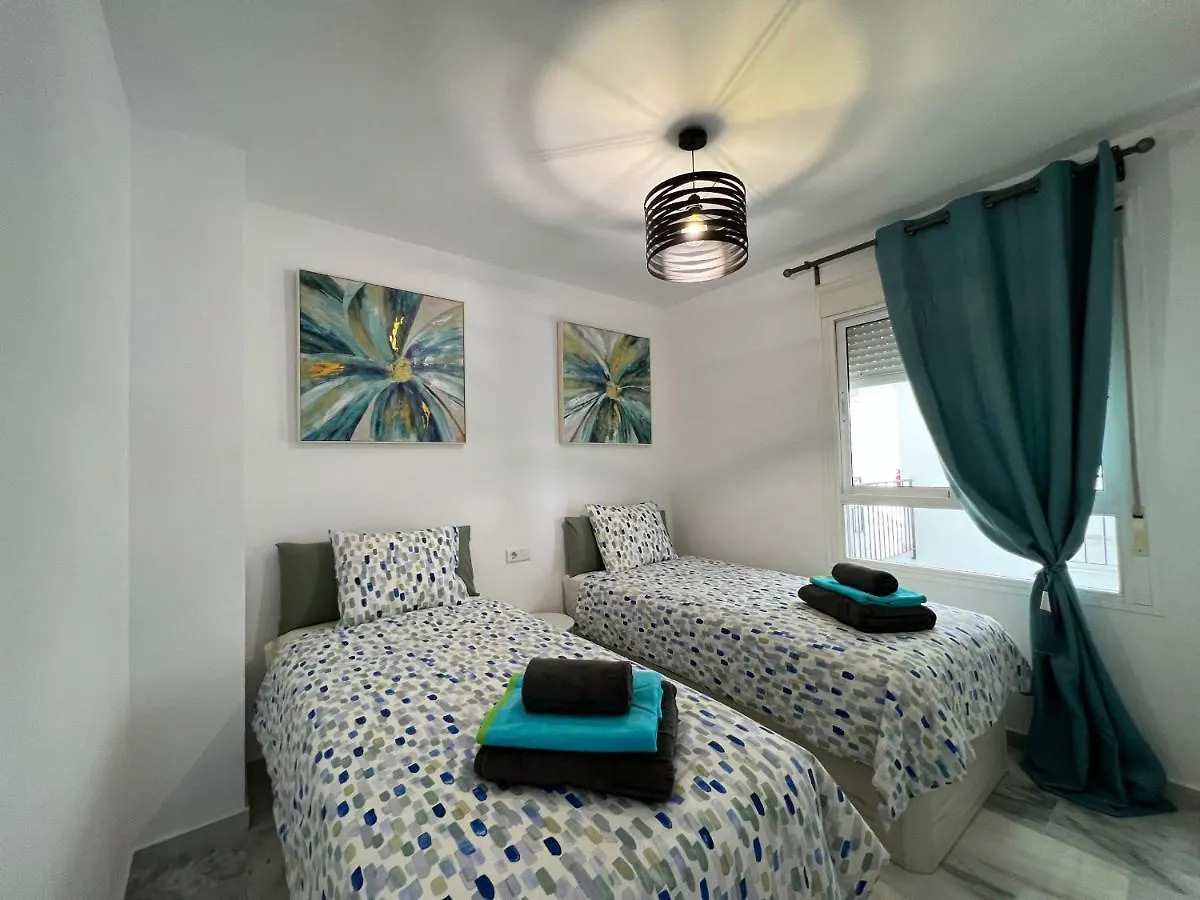 3003 Beachfront Penthouse San Luis de Sabinillas Appartement