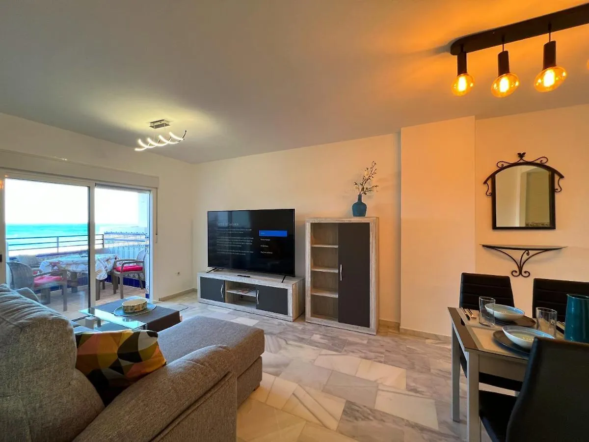 3003 Beachfront Penthouse San Luis de Sabinillas 0*,  Espagne